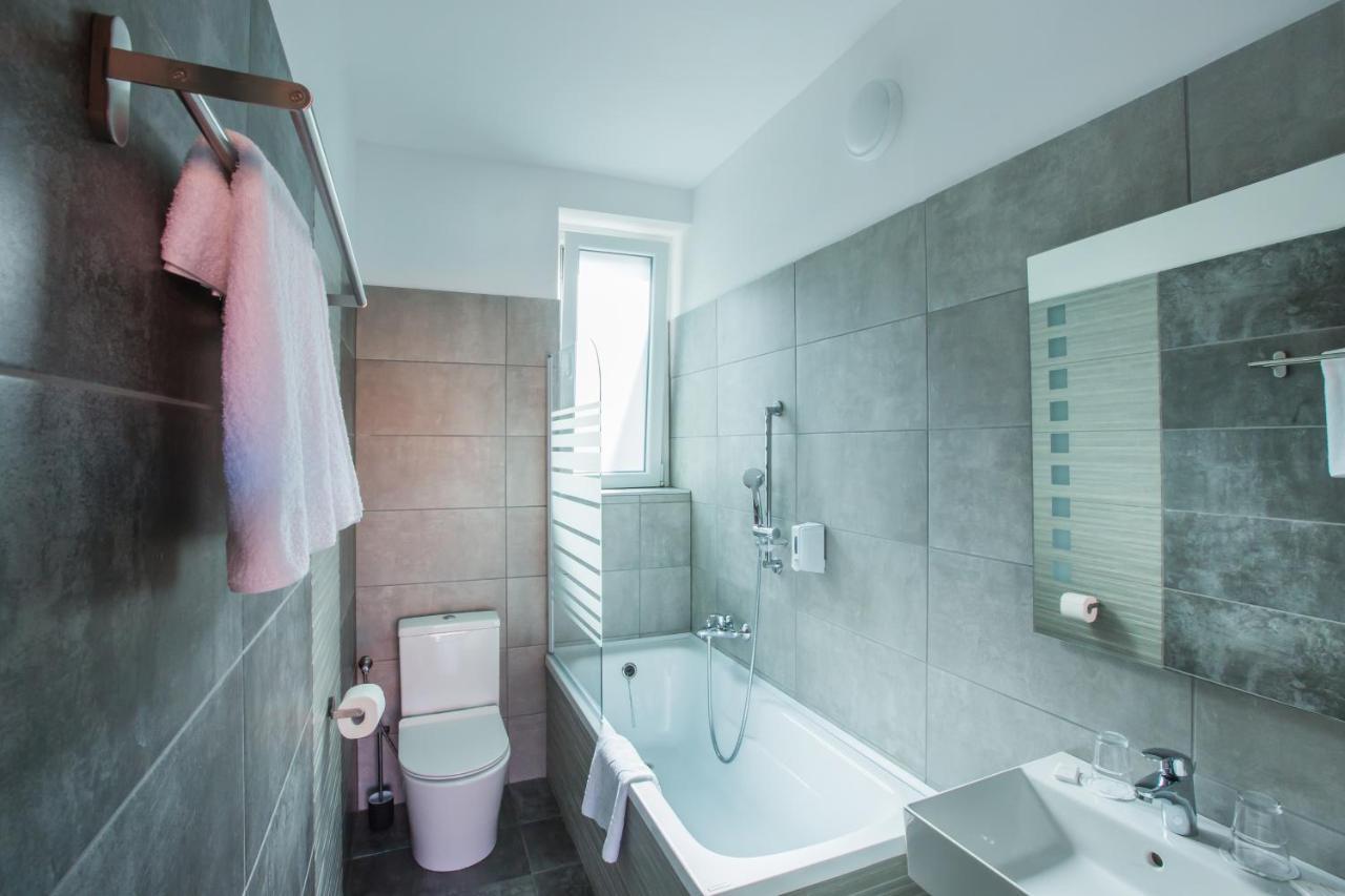 Fogado A Ket Toelgyfahoz Bed and Breakfast Sümeg Εξωτερικό φωτογραφία