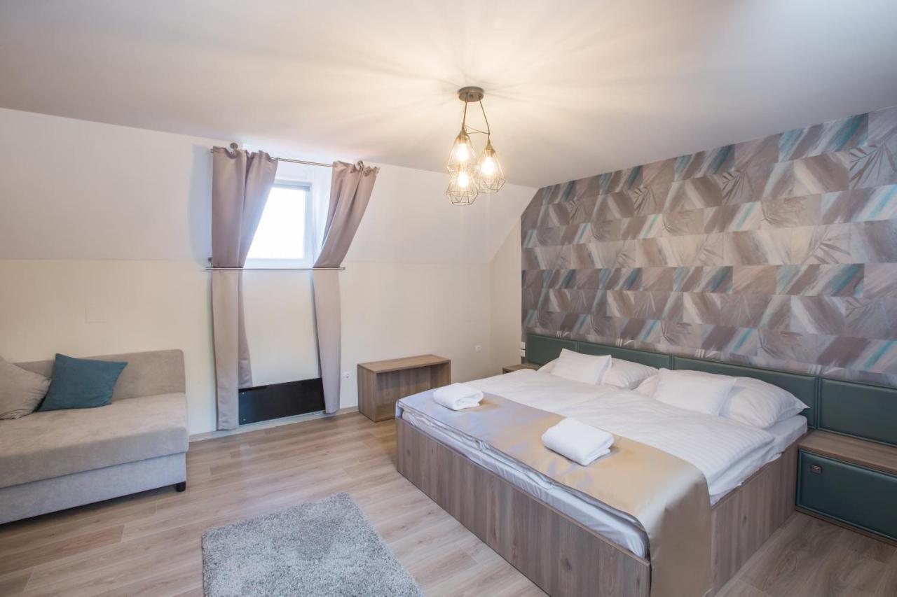 Fogado A Ket Toelgyfahoz Bed and Breakfast Sümeg Εξωτερικό φωτογραφία